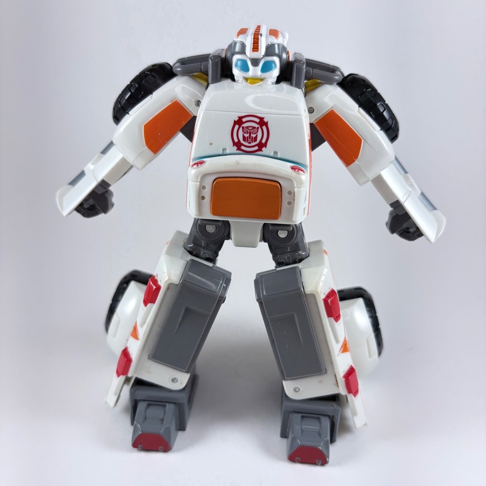 Hasbro Transformers Rescue Bots Ratchet Ambulance Action Figure White‎ Orange